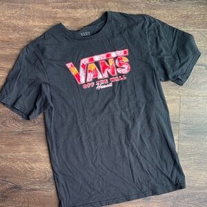 🎉3/$10 in bundle🎉Vans Off the Wall Hawaii T-Shirt
